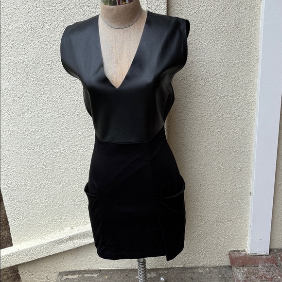 Sandra Weil stunning black dress w/ leather on top & wide pockets. Worn once - Picture 2 of 15